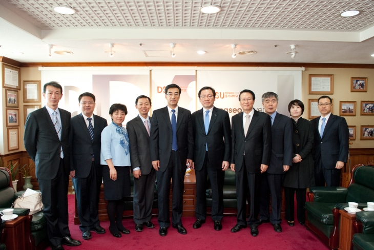 韩中青年领导者论坛 中国代表团到东西大学访问