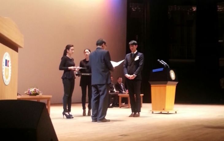 2012년 전국 중국어 웅변대회 2학년 김문성 학우 은상 수상!