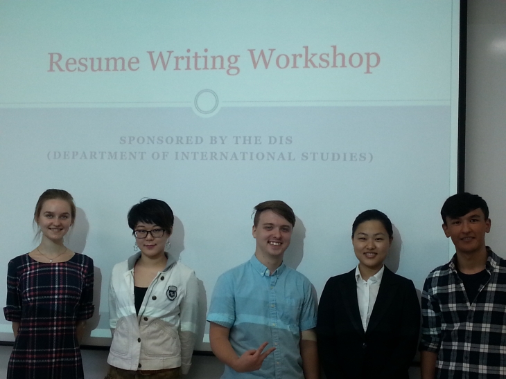 DIS Resume Writing Workshop concludes