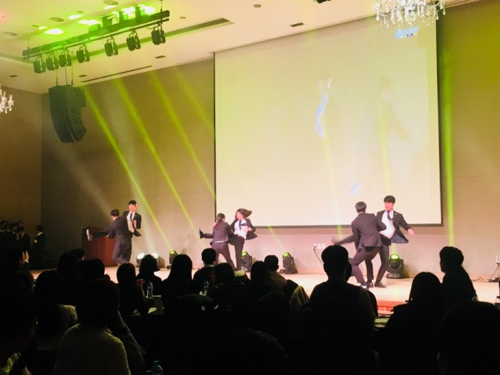 2017년 동서인의 밤 경호시범단이 공연