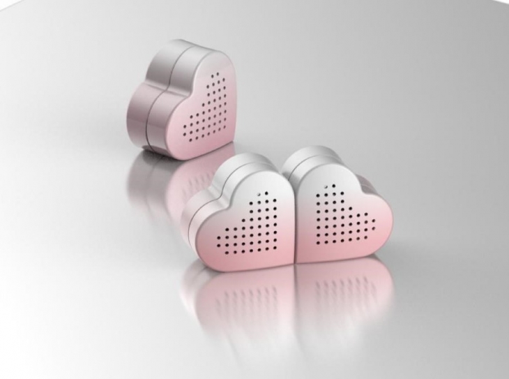 Soft.Heart.C:)oud Bluetooth Speaker