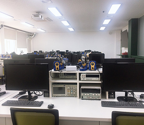 FabLab(전자시스템제작실, 2201)